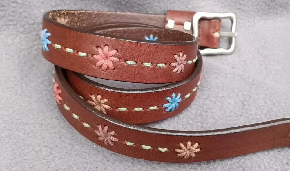 VTG Dockers Brown Leather Belt Sz Large Genuine Leather Flower Stitching